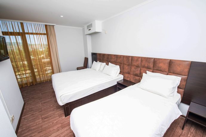 Imagen de la habitación del Hotel Shine Palace, Tbilisi. Foto 4