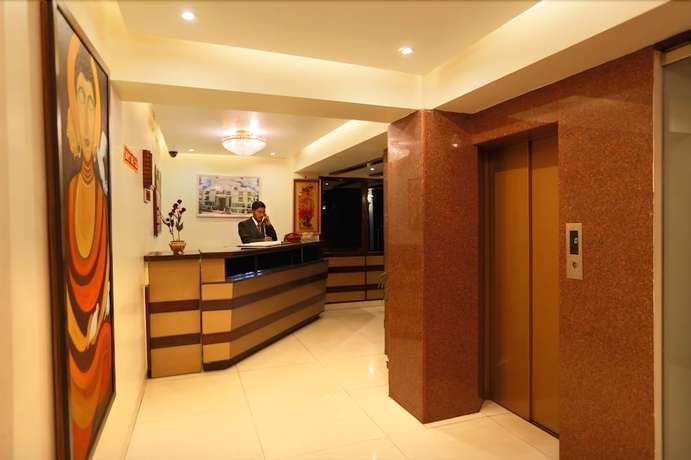 Imagen de los interiores del Hotel Shingar, Mandi. Foto 14