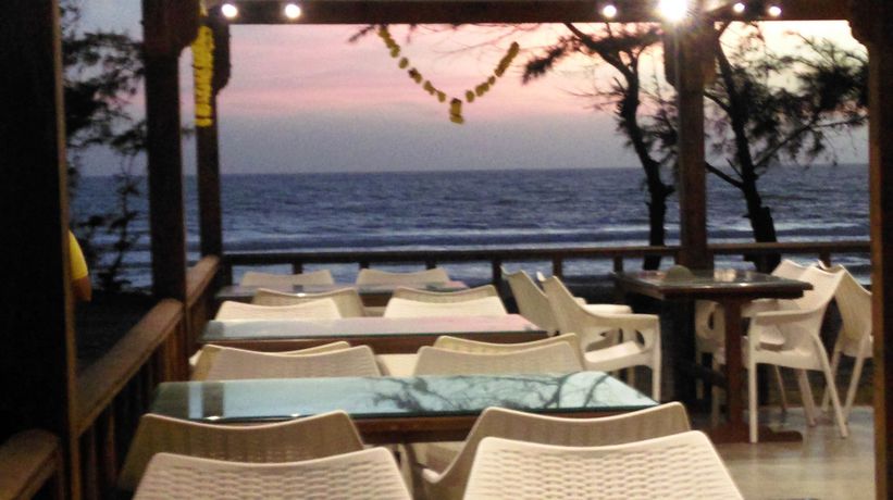 Imagen de los interiores del Hotel Shining Sand Beach. Foto 13