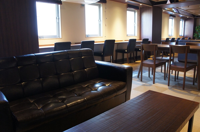 Imagen de los interiores del Hotel Shinjuku Kuyakusho-mae Capsule. Foto 12