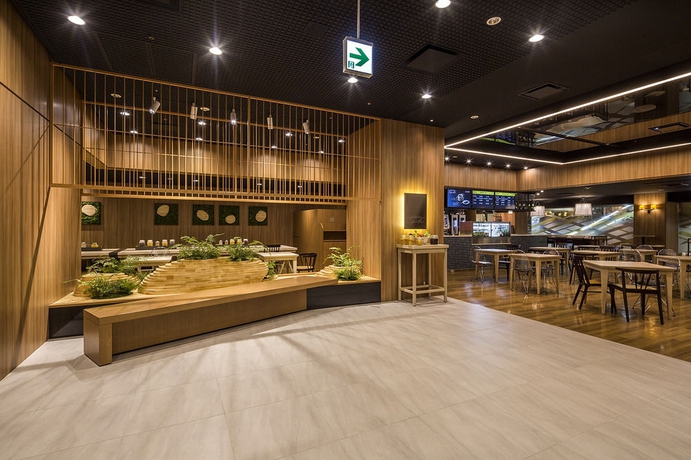 Imagen del bar/restaurante del Hotel Shinjuku Prince. Foto 2