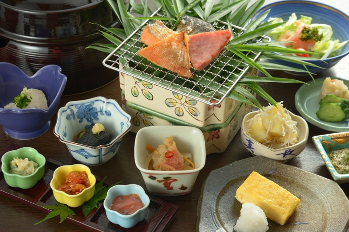 Imagen del bar/restaurante del Hotel Shin-kaikatei Izumi. Foto 4