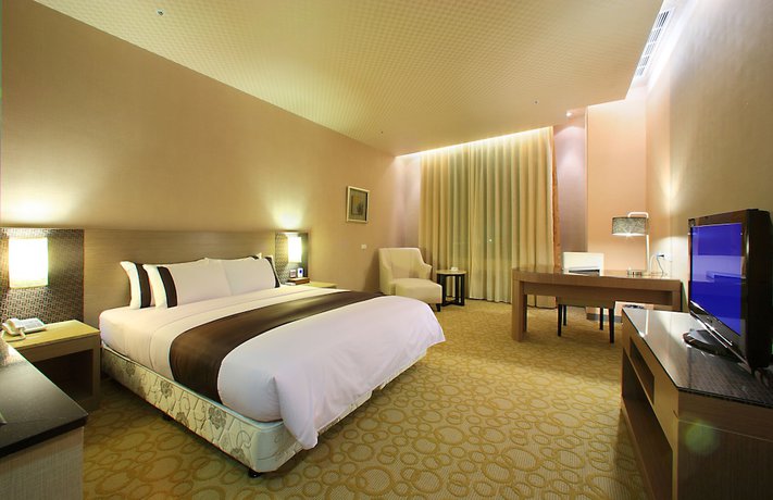Imagen de la habitación del Hotel Shinkansen Grand Hotel. Foto 13