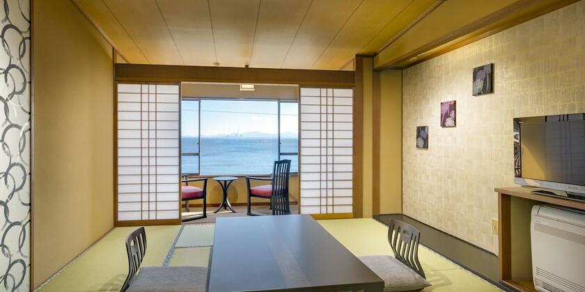 Imagen general del Hotel Shinojima Royal Kasuiso. Foto 11