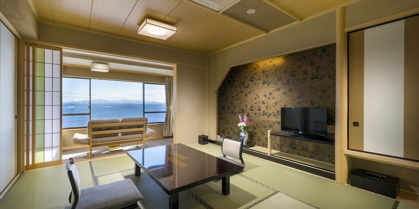 Imagen general del Hotel Shinojima Royal Kasuiso. Foto 15