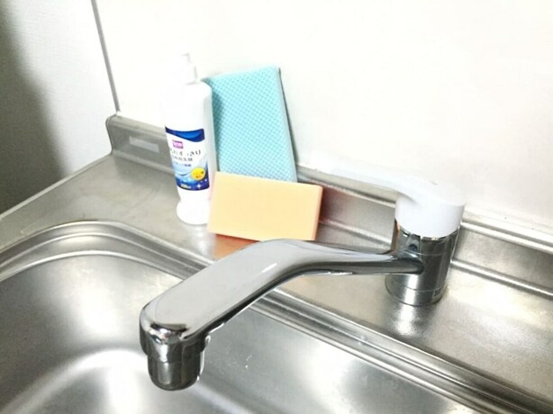 Imagen de la habitación del Hotel Shin-osaka Grand-h 202. Foto 28