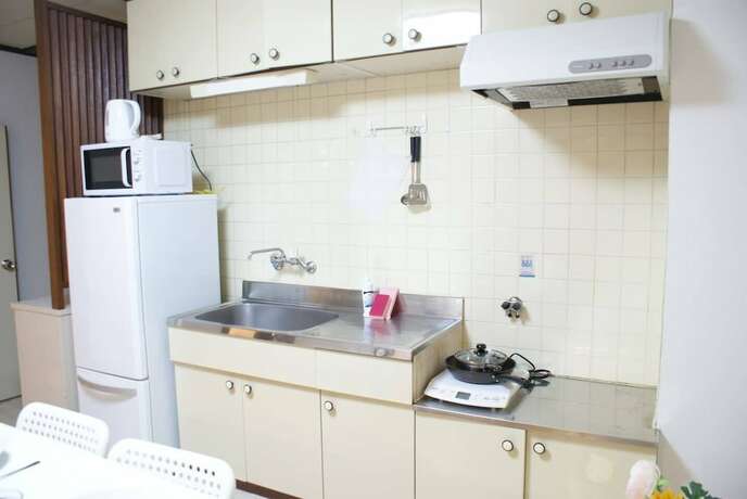 Imagen general del Hotel Shin-osaka Grand-h 402. Foto 19