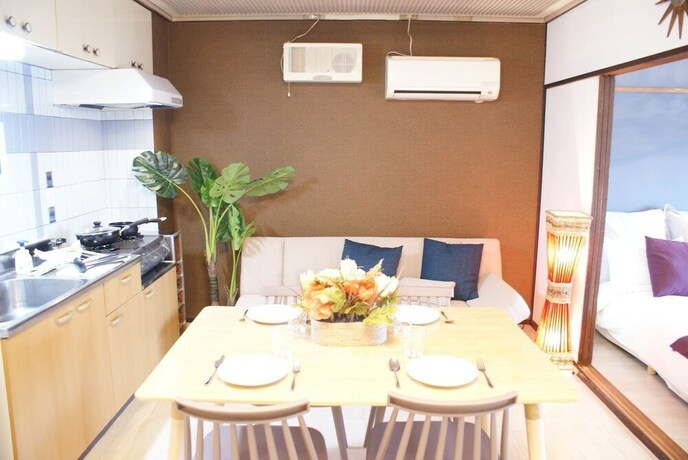 Imagen de la habitación del Hotel Shin-osaka Grand-h 502. Foto 21