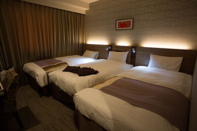 Imagen de la habitación del Hotel Shinsaibashi Grand Osaka. Foto 3