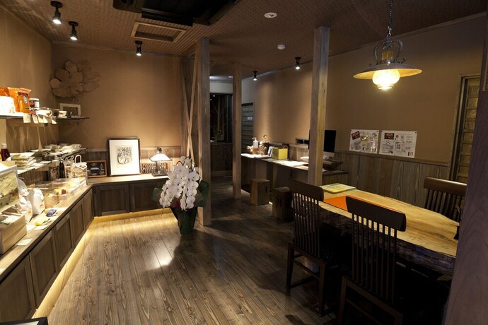 Imagen de los interiores del Hotel Shinwaen. Foto 34