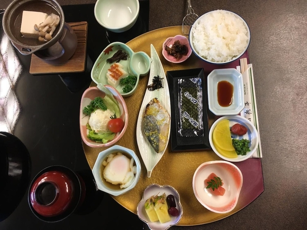 Imagen del bar/restaurante del Hotel Shinzan Rakutei. Foto 4