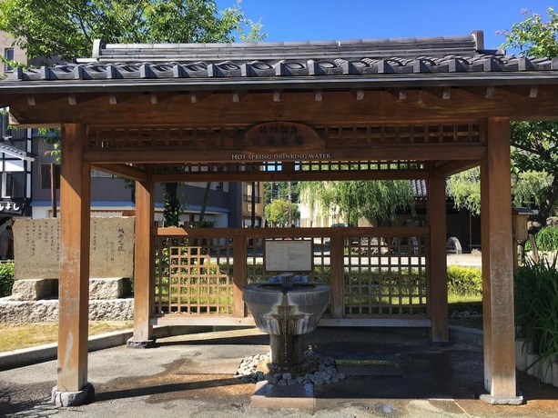 Imagen de los exteriores del Hotel Shinzan Rakutei. Foto 13