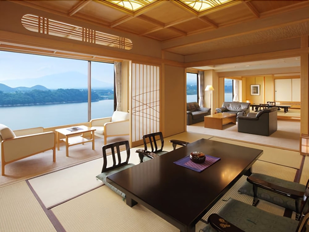 Imagen de la habitación del Hotel Shion. Foto 9