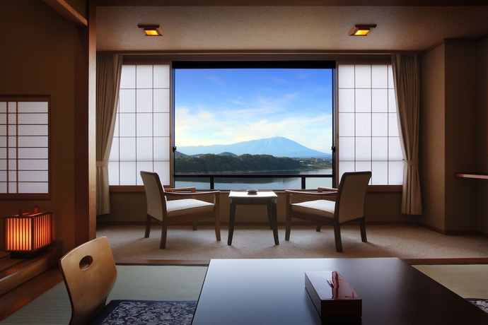 Imagen de la habitación del Hotel Shion. Foto 12