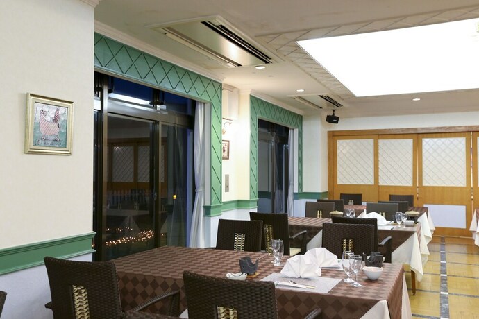 Imagen del bar/restaurante del Hotel Shiosai Resort Kamogawa. Foto 14