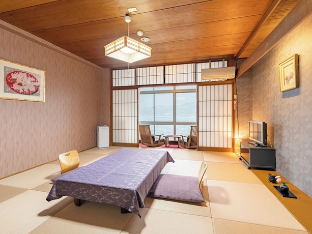 Imagen de la habitación del Hotel Shiozaki Onsen Awajishima kaijyo. Foto 8