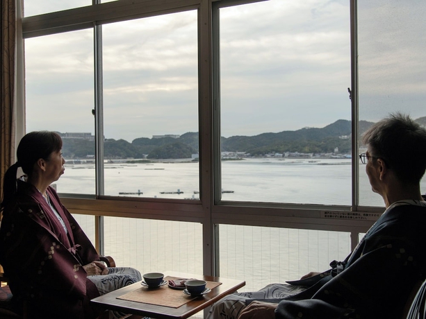 Imagen de la habitación del Hotel Shiozaki Onsen Awajishima kaijyo. Foto 10
