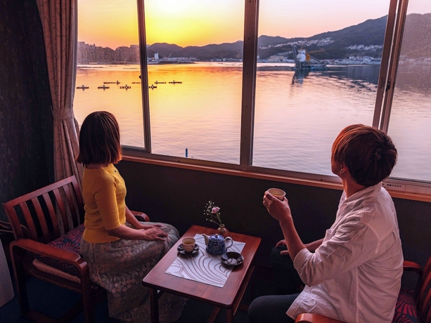 Imagen de la habitación del Hotel Shiozaki Onsen Awajishima kaijyo. Foto 12