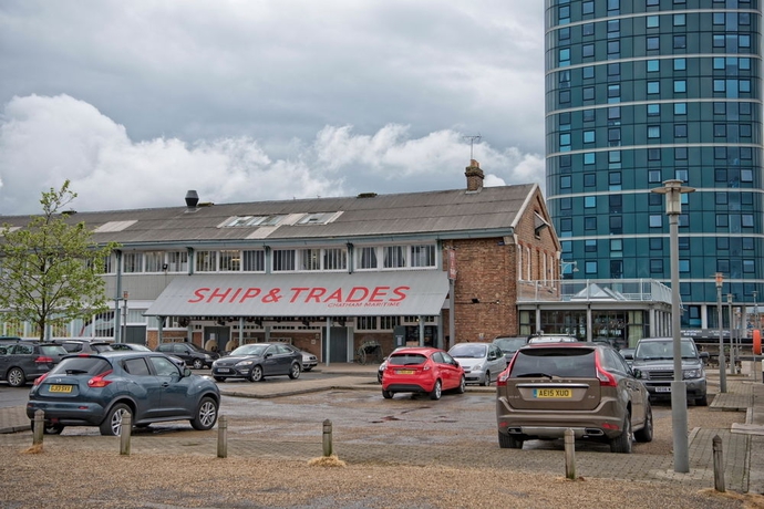 Imagen general del Hotel Ship and Trades. Foto 3