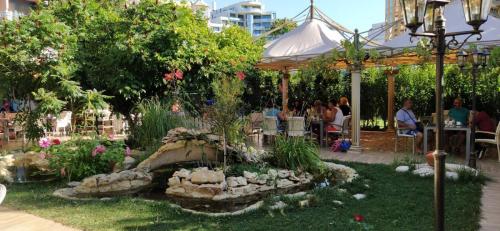 Imagen general del Hotel Shipka Beach - Free parking. Foto 11