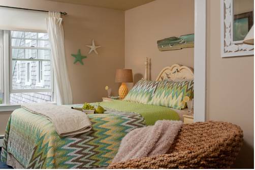 Imagen de la habitación del Hotel Ship's Knees Inn. Foto 5