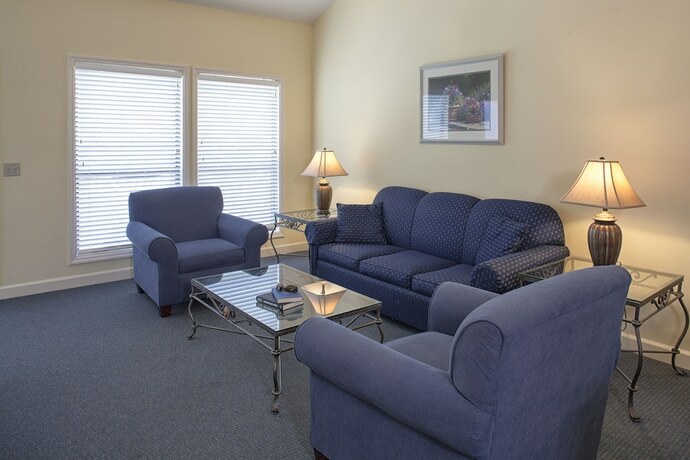 Imagen general del Hotel Shipyard Resort By Spinnaker Resorts. Foto 2