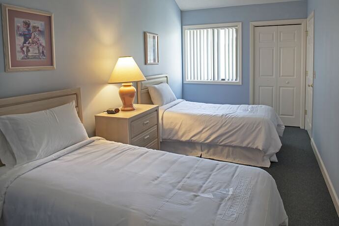 Imagen general del Hotel Shipyard Resort By Spinnaker Resorts. Foto 4