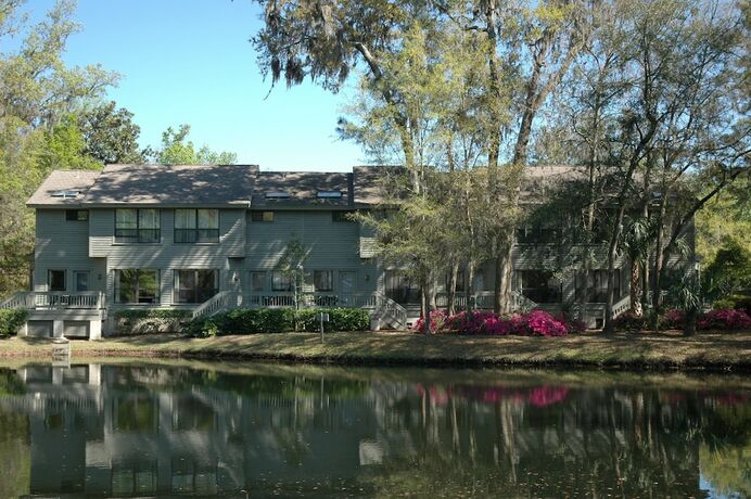 Imagen general del Hotel Shipyard Resort By Spinnaker Resorts. Foto 7