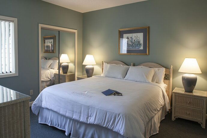 Imagen general del Hotel Shipyard Resort By Spinnaker Resorts. Foto 12