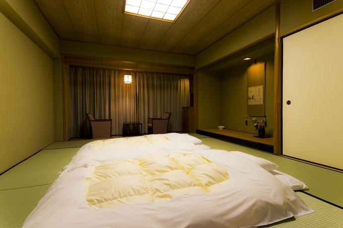 Imagen de la habitación del Hotel Shiragiku. Foto 4