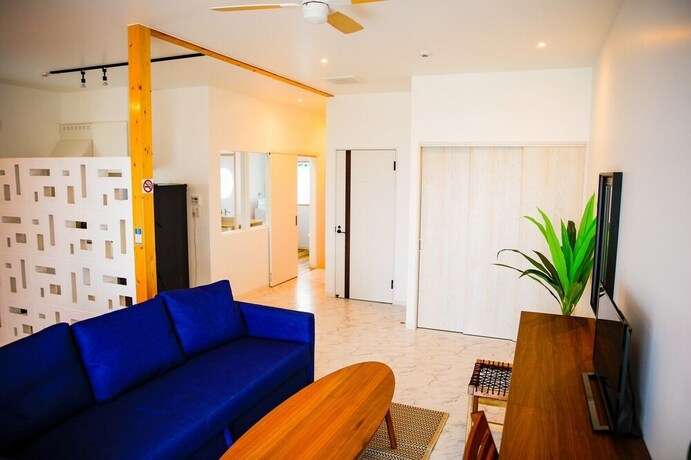 Imagen de la habitación del Hotel Shirahama Beach Garden. Foto 25