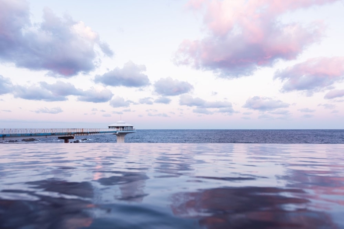 Imagen de la piscina del Hotel Shirahama Key Terrace Seamore Residence. Foto 19