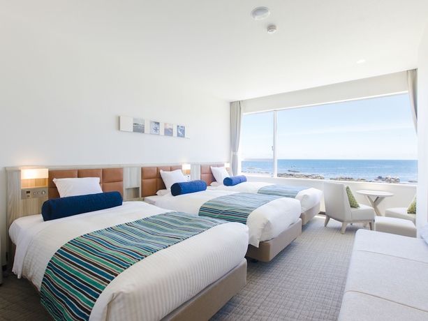 Imagen de la habitación del Hotel Shirahama Ocean Resort. Foto 7