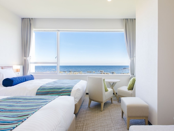 Imagen de la habitación del Hotel Shirahama Ocean Resort. Foto 18