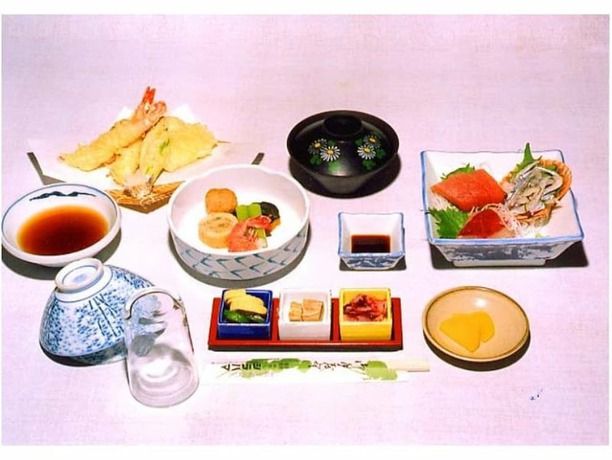 Imagen del bar/restaurante del Hotel Shirahama, Shirahama. Foto 3