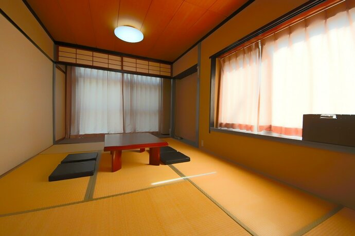 Imagen general del Hotel Shirahama White Beach House. Foto 18