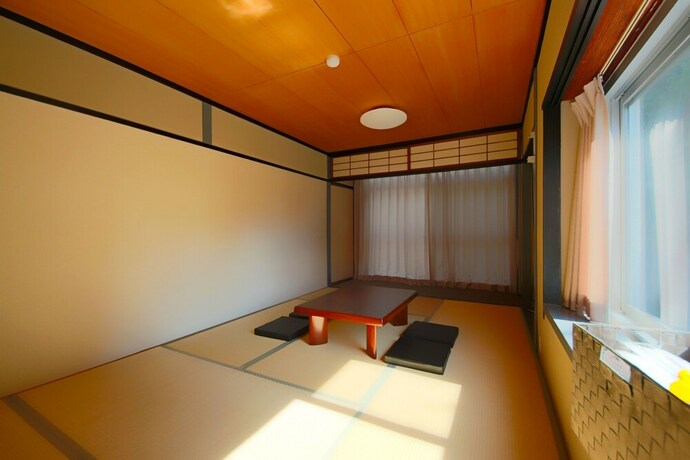 Imagen de la habitación del Hotel Shirahama White Beach House. Foto 29