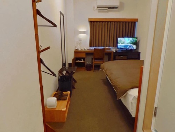 Imagen de la habitación del Hotel Shirakawa Business. Foto 5