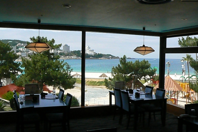 Imagen del bar/restaurante del Hotel Shiraraso Grand. Foto 2