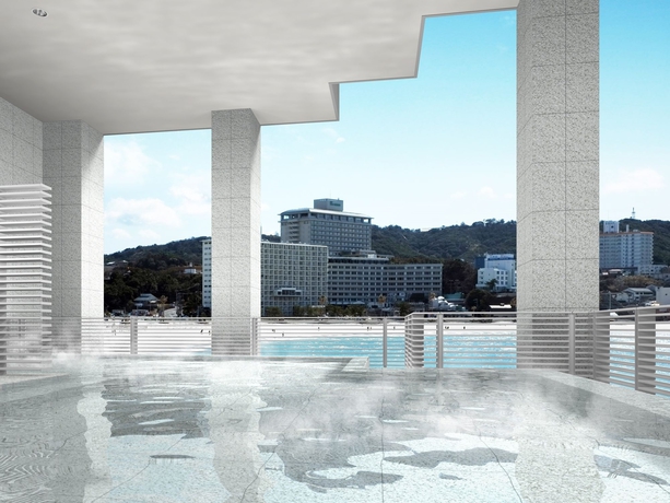 Imagen de la piscina del Hotel Shiraraso Grand. Foto 14