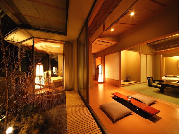 Imagen de la habitación del Hotel Shiratama No Yu Kahou Bettei Koshinosato. Foto 12