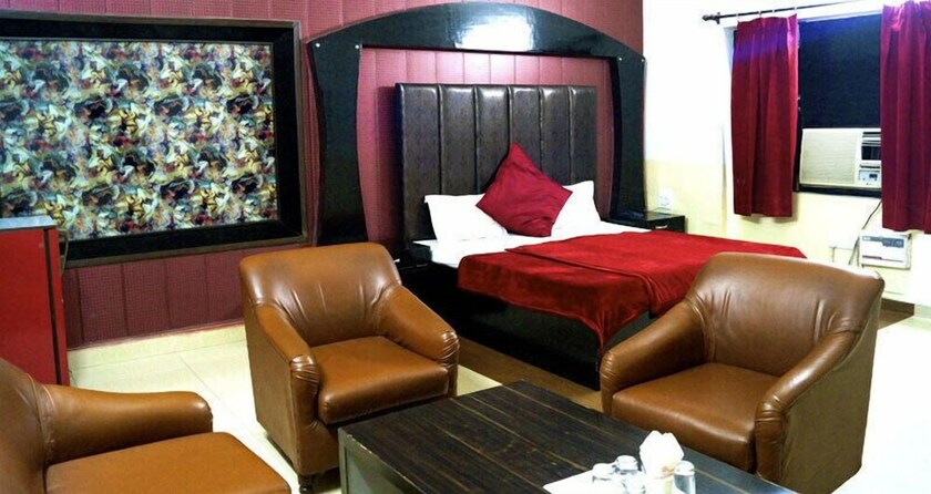 Imagen de la habitación del Hotel Shiraz Continental. Foto 21