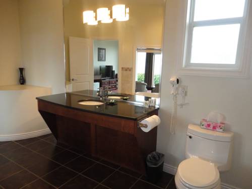 Imagen de la habitación del Hotel Shiraz Villa. Foto 6