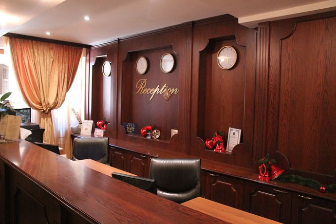 Imagen de los interiores del Hotel Shiroka Laka Hotel. Foto 15