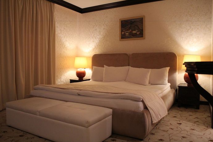 Imagen de la habitación del Hotel Shiroka Laka Hotel. Foto 10