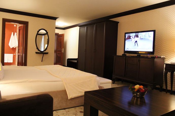 Imagen de la habitación del Hotel Shiroka Laka Hotel. Foto 11