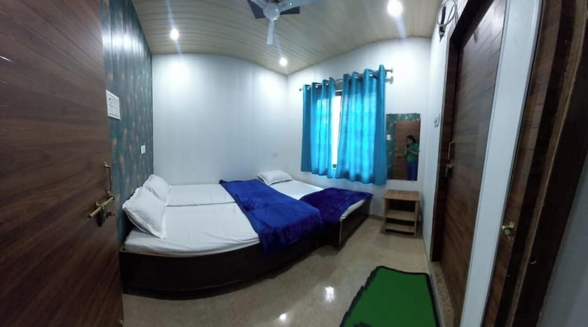 Imagen de la habitación del Hotel Shiv Ganga, Varanasi. Foto 12