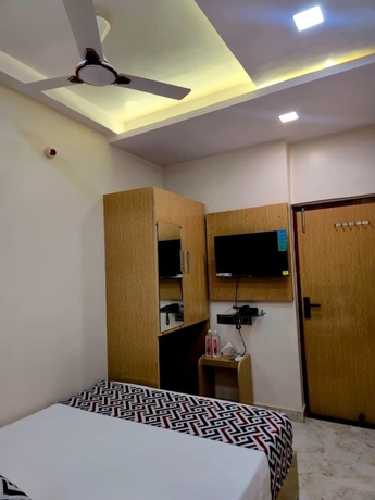 Imagen de la habitación del Hotel Shiv Grand SV. Foto 5