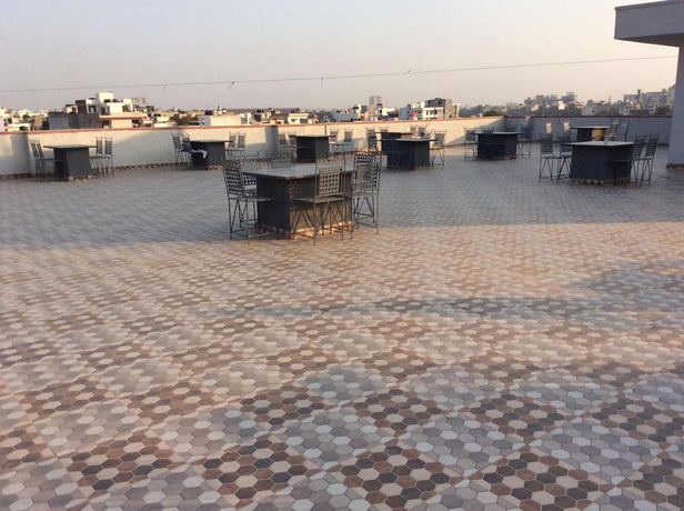 Imagen de los exteriores del Hotel Shiv Palace, JAIPUR. Foto 16