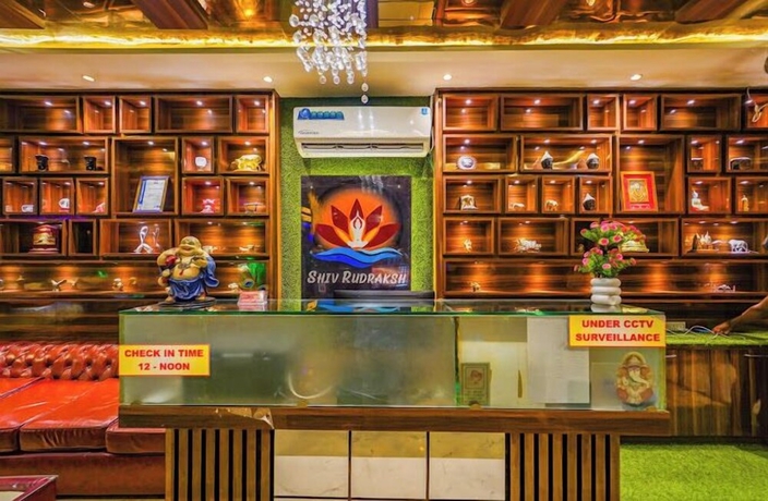 Imagen de los interiores del Hotel Shiv Rudraksh Resort - Near Assi Ghat. Foto 16